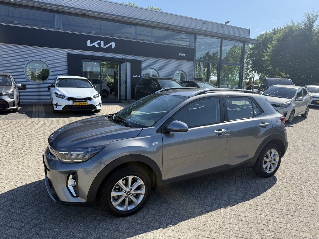 Kia Stonic 1.0 T-GDi MHEV DynamicLine NAVI + CAMERA, Auto's, Voorwielaandrijving, Euro 6, 100 pk, Origineel Nederlands