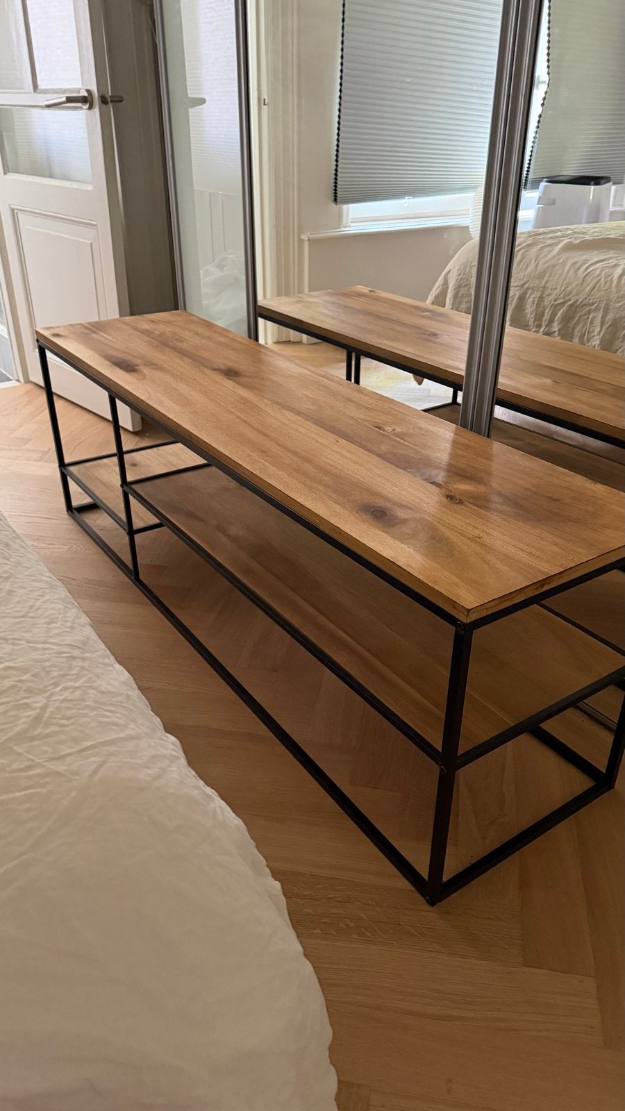 Houten TV-meubel/bankje met metalen frame, Ophalen, 100 tot 150 cm, Zo goed als nieuw, Minder dan 100 cm