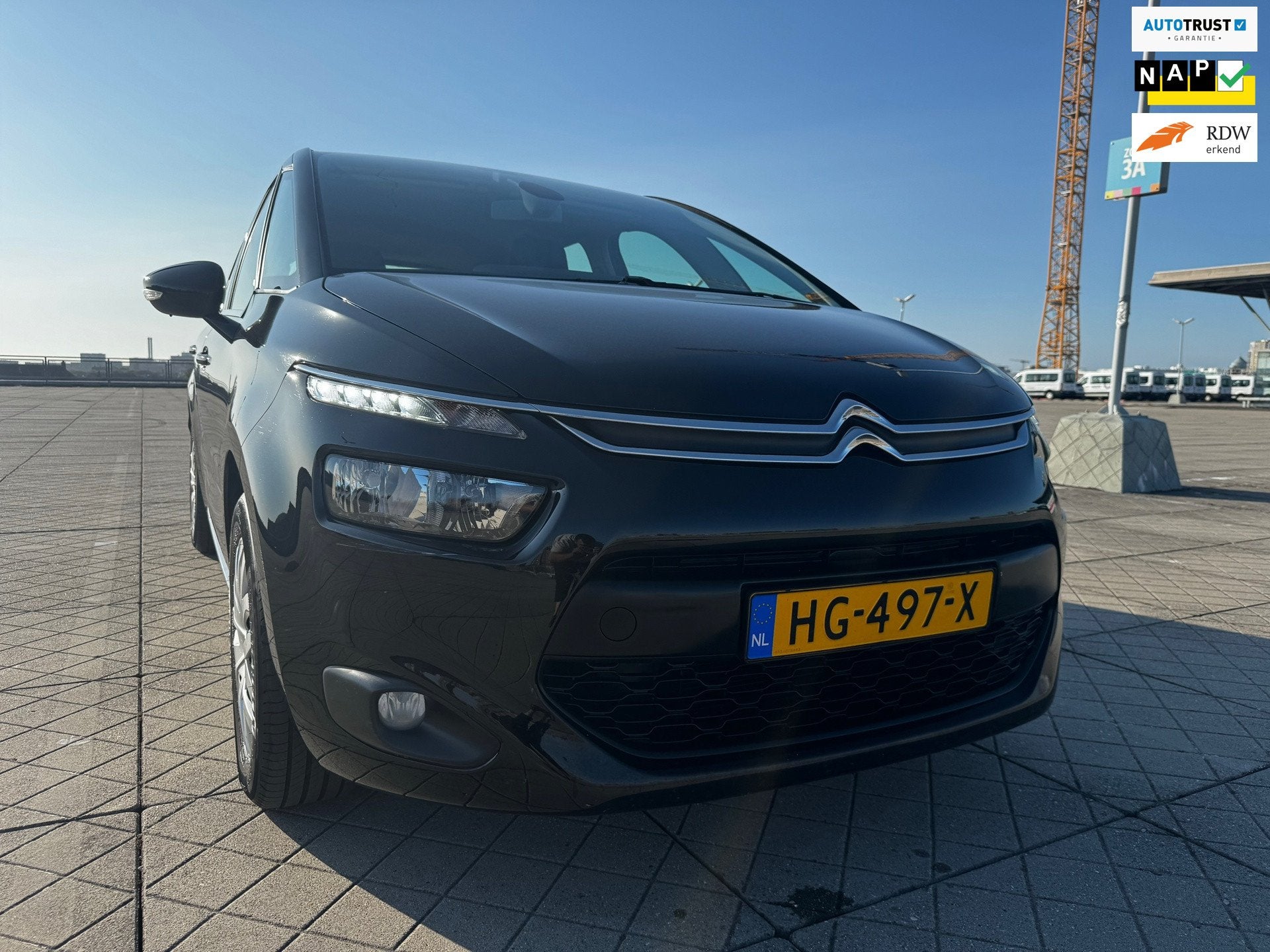 Citroen C4 Picasso 1.2 PureTech Selection CRUISE CLIMA NAP, Auto's, Citroën, Voorwielaandrijving, Dealer onderhouden, Stof, Gebruikt