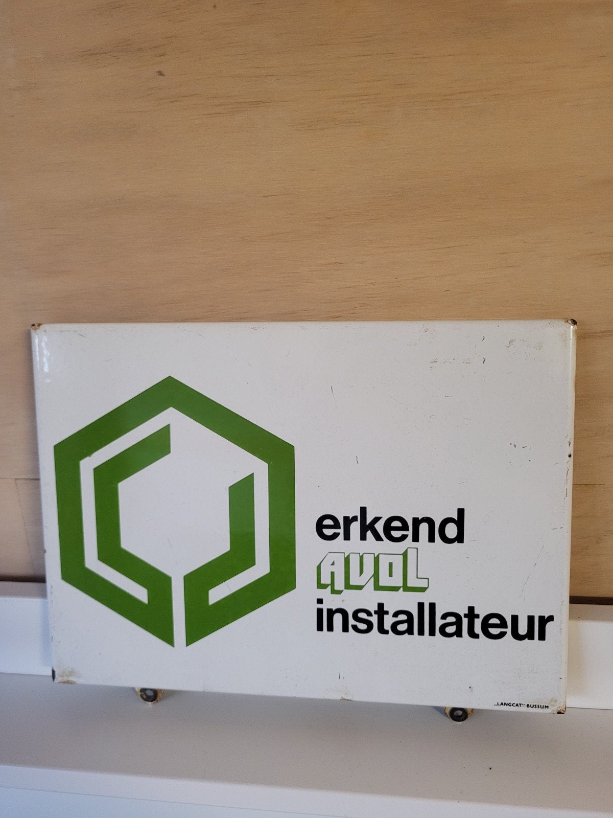Emaille bord Erkend Avol Installateur Langcat Bussum, Antiek en Kunst, Antiek | Emaille, Ophalen of Verzenden