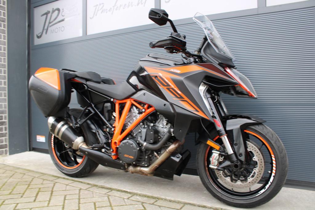 KTM 1290 Super duke GT (2021) *BTW*Org.NL*, 2 cilinders, KTM, Motorrijbewijs A, Bedrijf