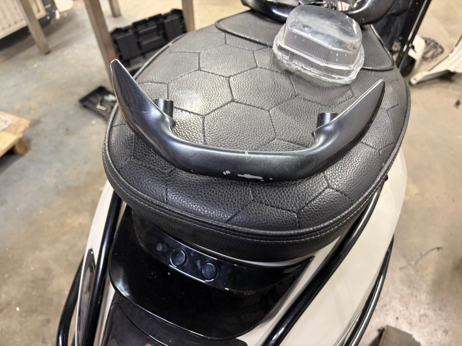 Gilera runner spoiler, Motoren, Ophalen, Zo goed als nieuw