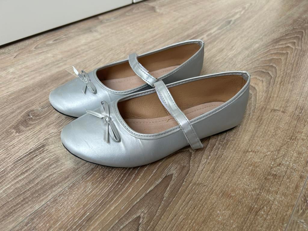 Leren zilveren ballerina’s mt. 37, Overige kleuren, Zo goed als nieuw, Ballerina's, Ophalen of Verzenden