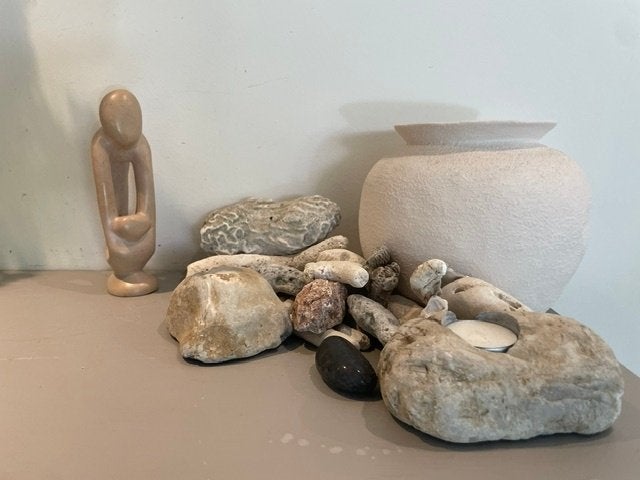 Modern gestyleerd speksteen beeldje. Ouder en kind., Ophalen, Overige onderwerpen, Handgemaakt, 20 - 50 cm