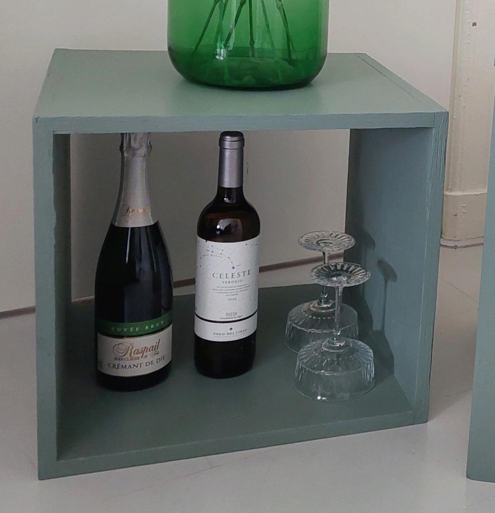 Tafeltje Bijzettafel Sidetable Tafel Kastje Qbus Hout Groen, Huis en Inrichting, Ophalen of Verzenden