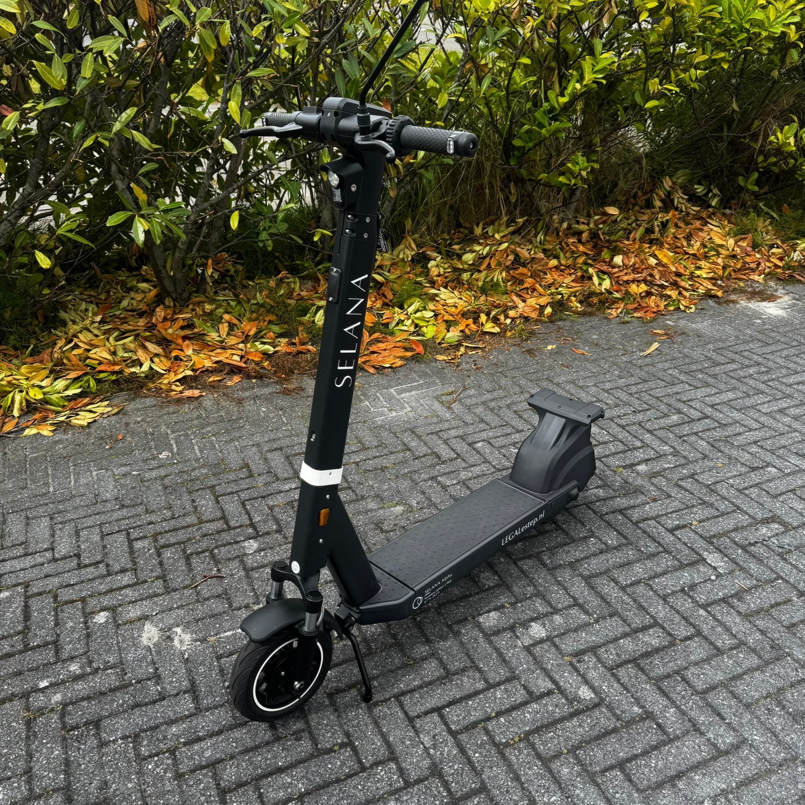Selana Alpha Legal E-Step, Ophalen, Zo goed als nieuw, Elektrische step (E-scooter)