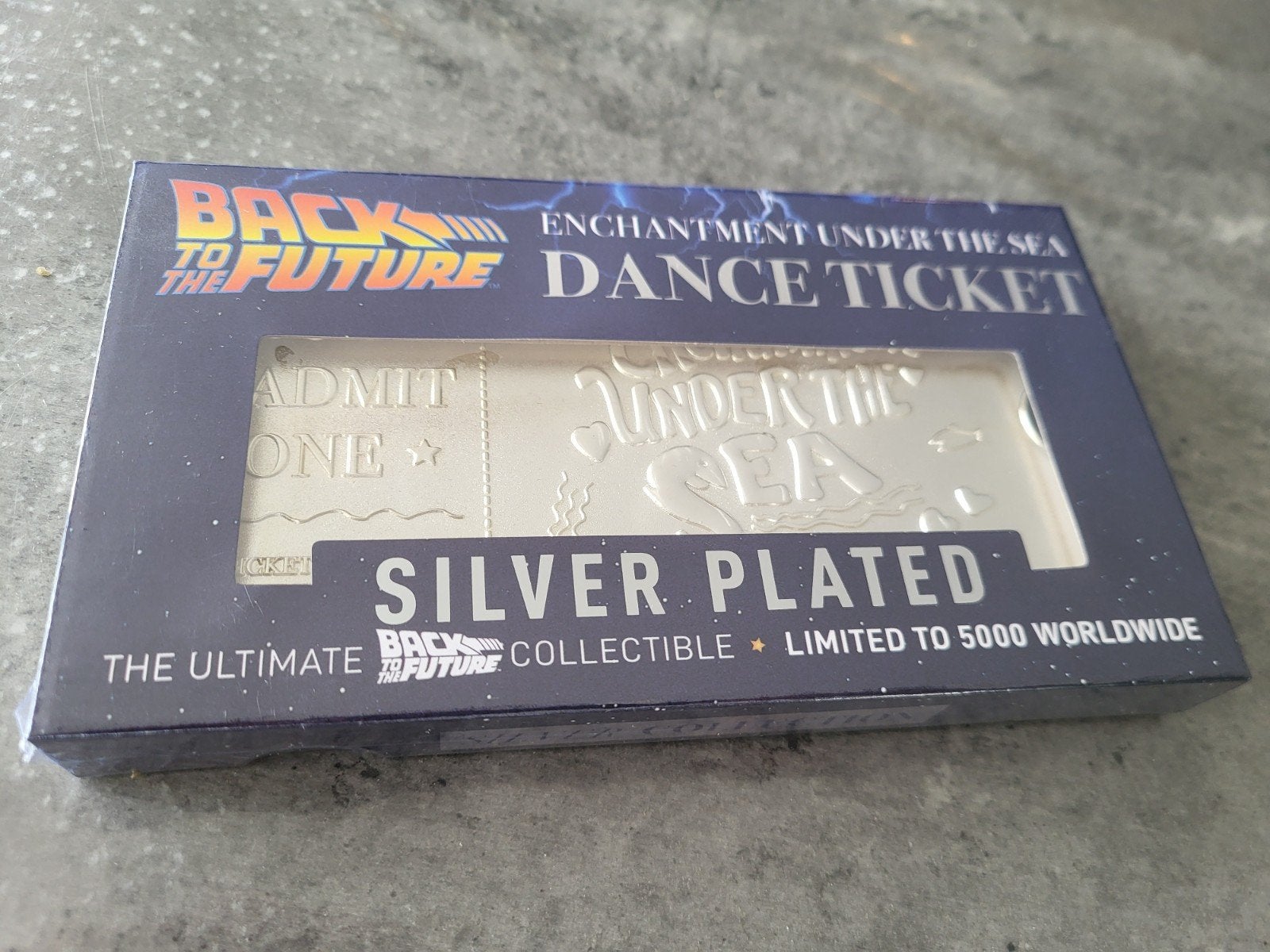 Back to the future dance ticket verzilverd. Nieuw Cult, Ophalen of Verzenden, Nieuw, Film, Gebruiksvoorwerp