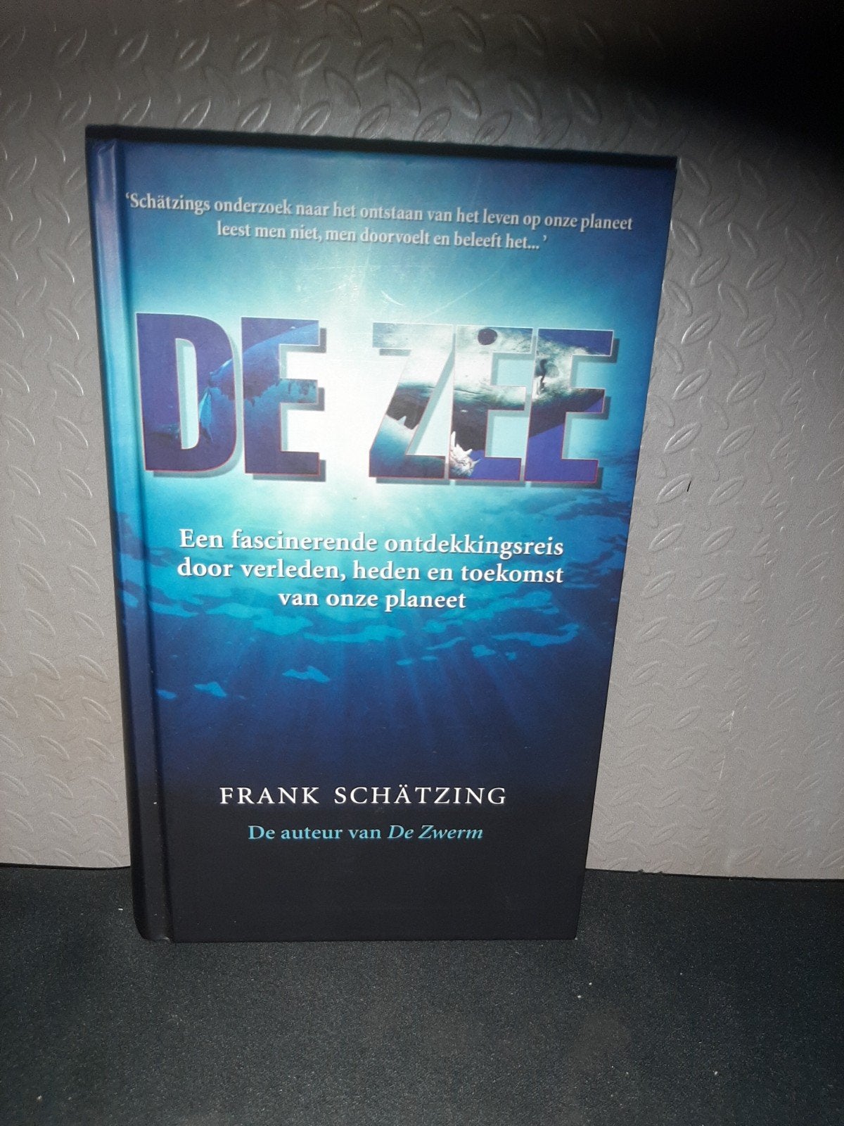 De Zee - Frank Schätzing (Hardcover), Ophalen of Verzenden, Natuur algemeen