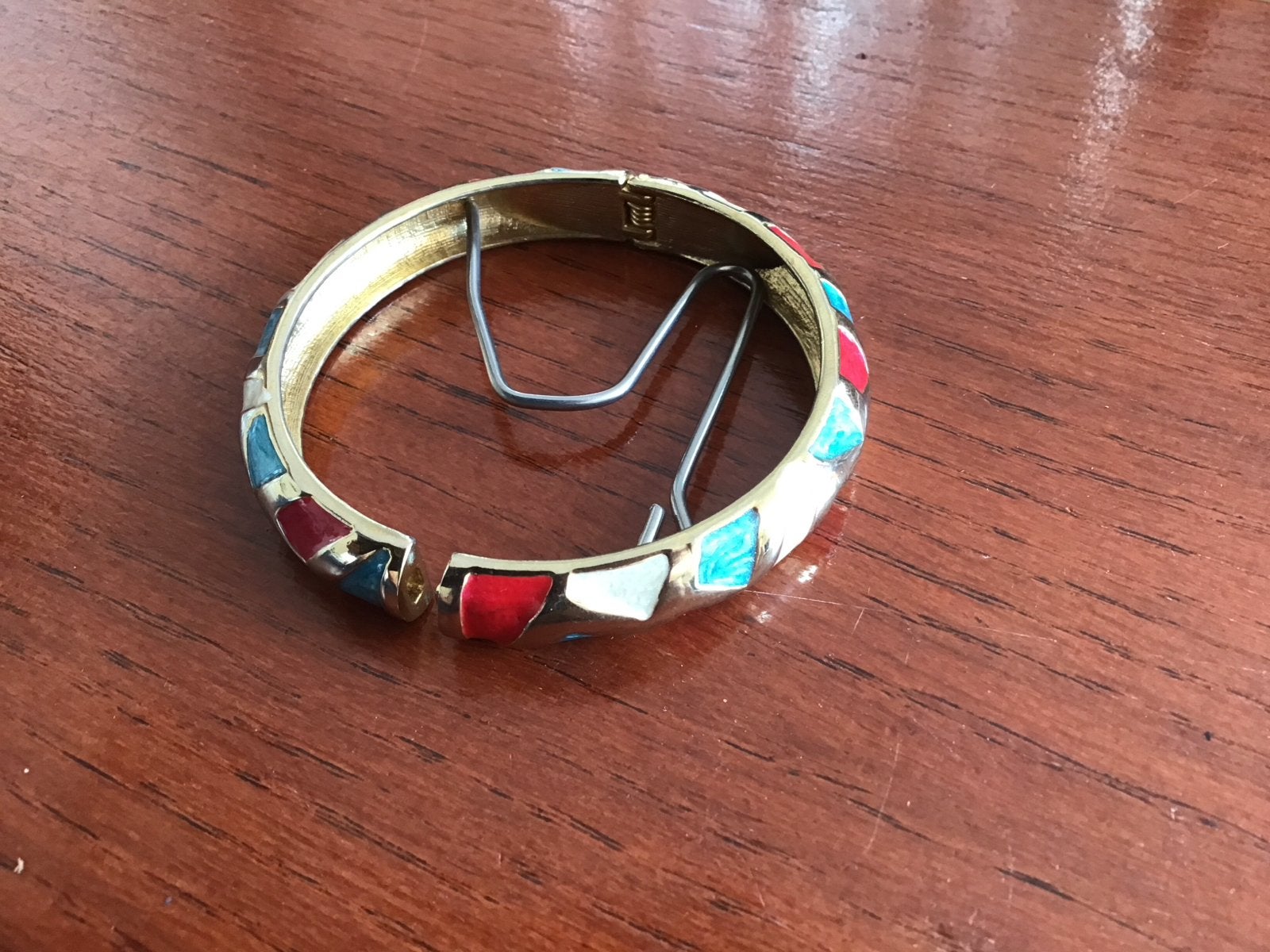 Gouden armband met kleurrijke emaille details, Sieraden, Tassen en Uiterlijk, Armbanden, Ophalen of Verzenden, Gebruikt, Goud