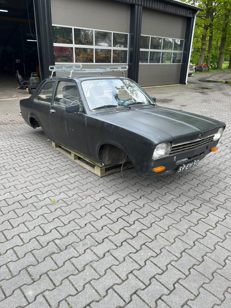 Opel Kadett c sedan 2.0 carrosserie, Automaat, 4 cilinders, Kadett, Blauw