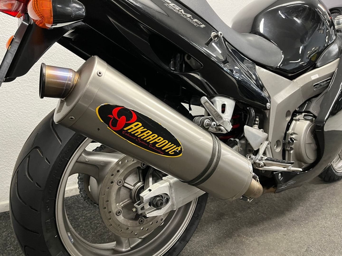 ️Honda CBR 1100 XX BLACK BIRD (bj 2000)️, Honda, 4 cilinders, Motorrijbewijs A, Bedrijf
