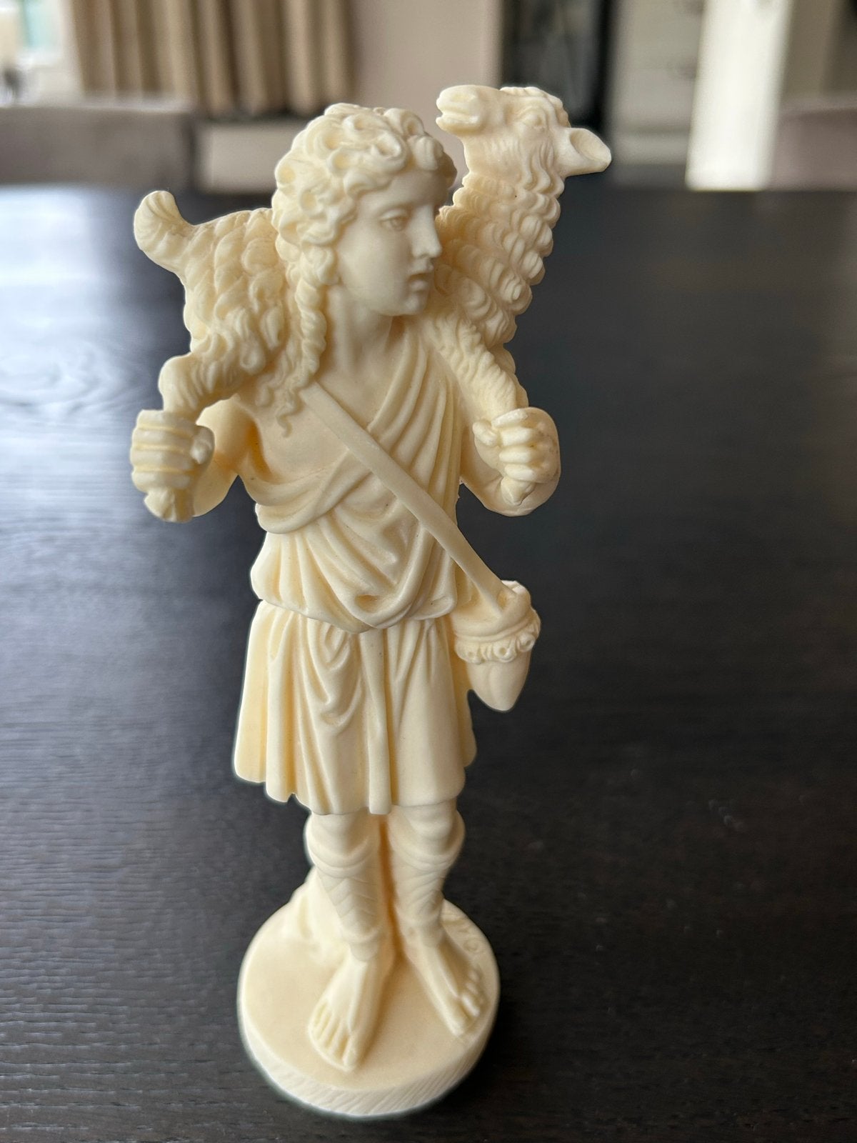 Beeldje van de Goede Herder met lam, Minder dan 20 cm, Ophalen of Verzenden, Handgemaakt, Beeld