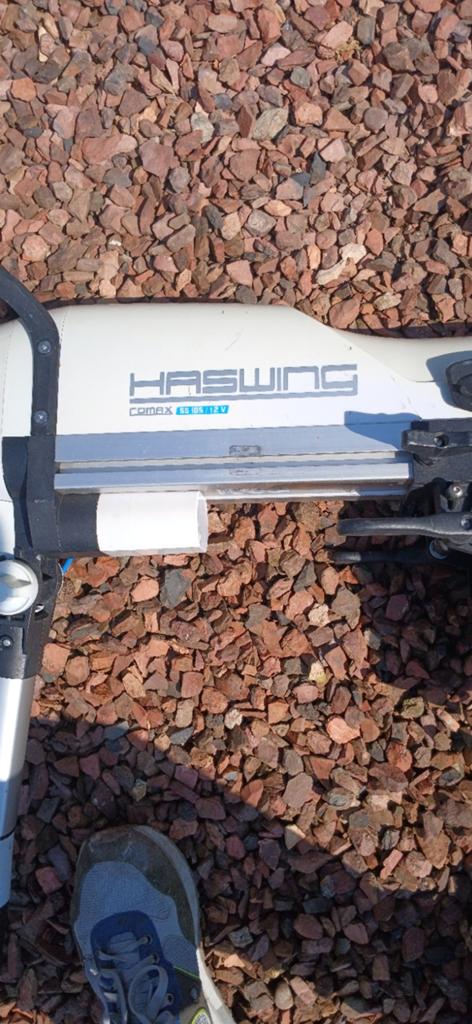 Haswing Comax 55 lbs 12V elektromotor met accu en lader, Ophalen of Verzenden, Gebruikt