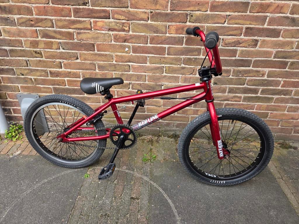 Redline BMX 20 inch, Fietsen en Brommers, Fietsen | Crossfietsen en BMX, Gebruikt, 20 tot 24 inch, Staal, Voetsteunen, Velgrem