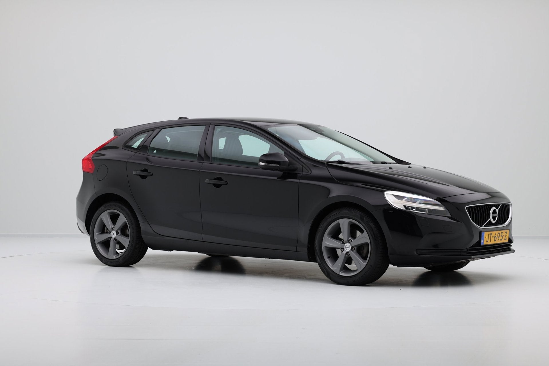 Volvo V40 2.0 T3 152pk Nordic+ Navi|Clima|Stoelverw|PDC|LMV, Auto's, Gebruikt, Euro 6, 4 cilinders, Leder en Stof