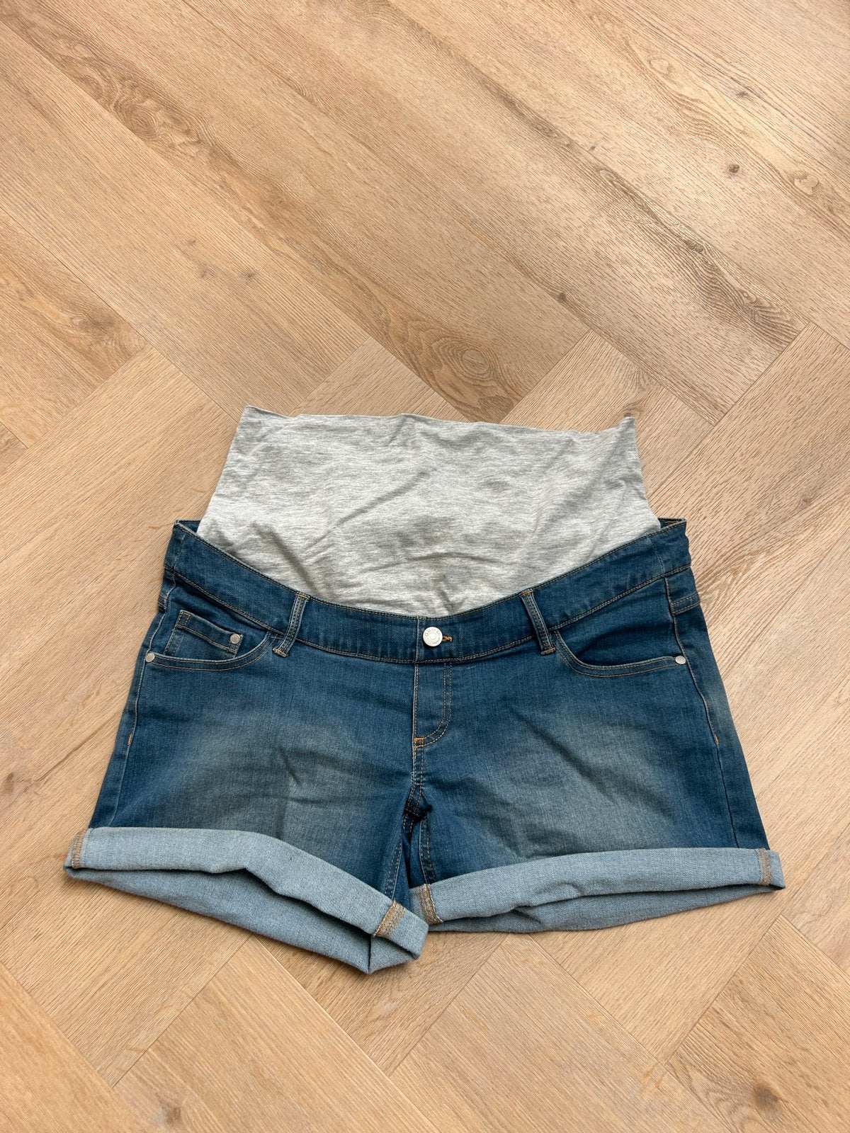 Prénatal zwangerschaps shorts jeans maat L, Blauw, Maat 42/44 (L), Ophalen of Verzenden, Zo goed als nieuw