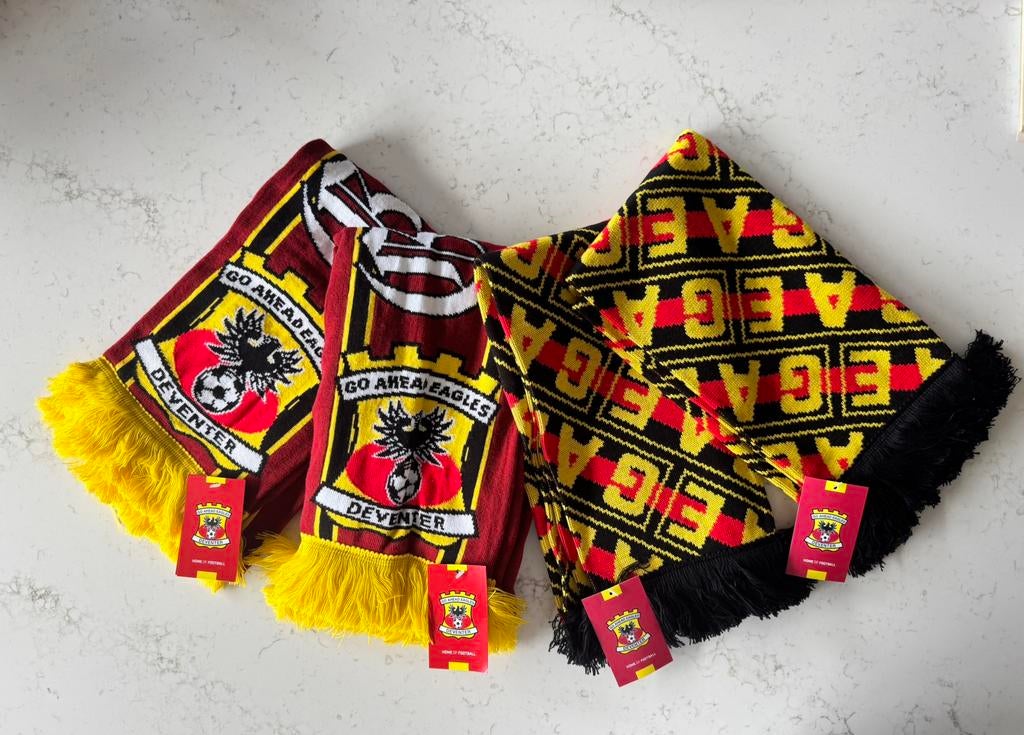 4x officiële Go Ahead Eagles Sjaals - Nieuw met labels, Ophalen of Verzenden, Nieuw, Overige maten, Sjaal