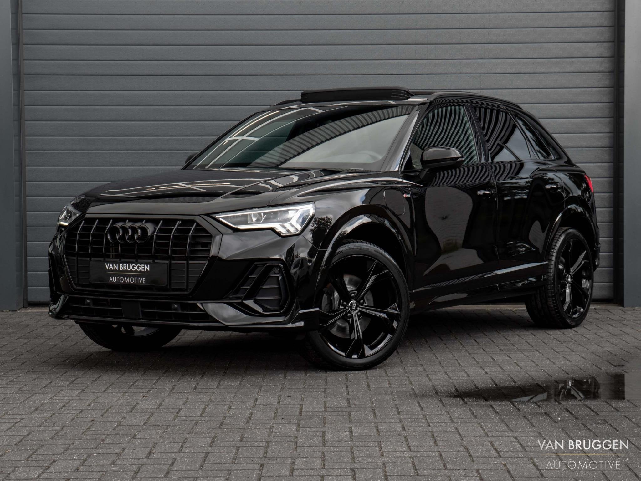 Audi Q3 45 TFSI e S-Line Pano Trekhaak BTW Keyless 20" CarPl, Auto's, Gebruikt, Zwart, Hybride Elektrisch/Benzine, 13 kWh