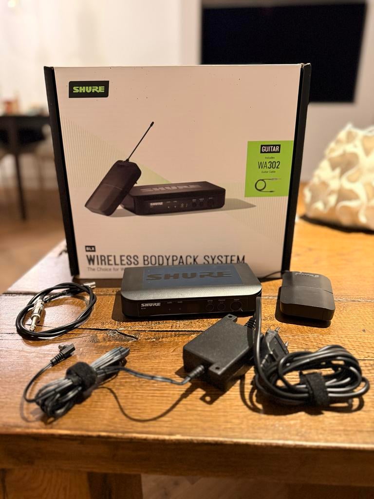 Shure BLX14E-K14 draadloos gitaar systeem (614 - 638 MHz), Muziek en Instrumenten, Ophalen, Zo goed als nieuw, Instrumentmicrofoon