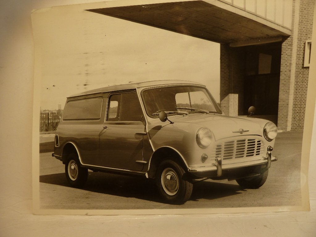 21 /16 Cm. FOTO van de:  MORRIS MINI CLUBMAN ESTATE, 1960 tot 1980, Foto, Ophalen of Verzenden, Zo goed als nieuw