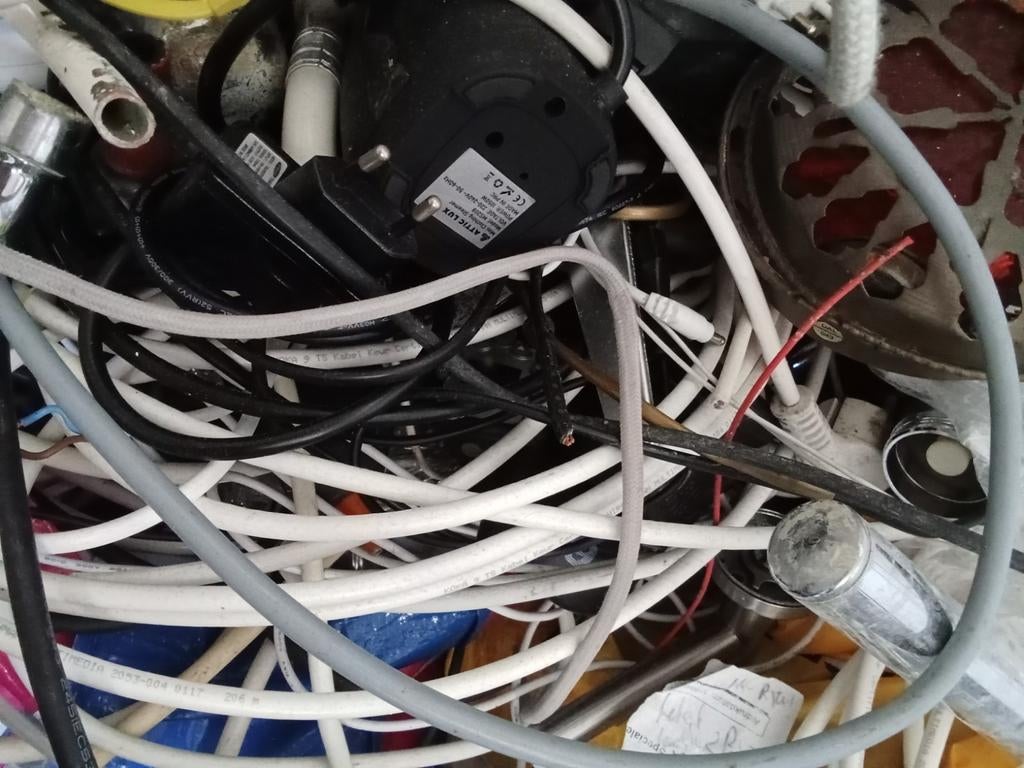 7 zakken kabel draad, Kabel, Kabel., Ophalen of Verzenden, Kabel of Snoer