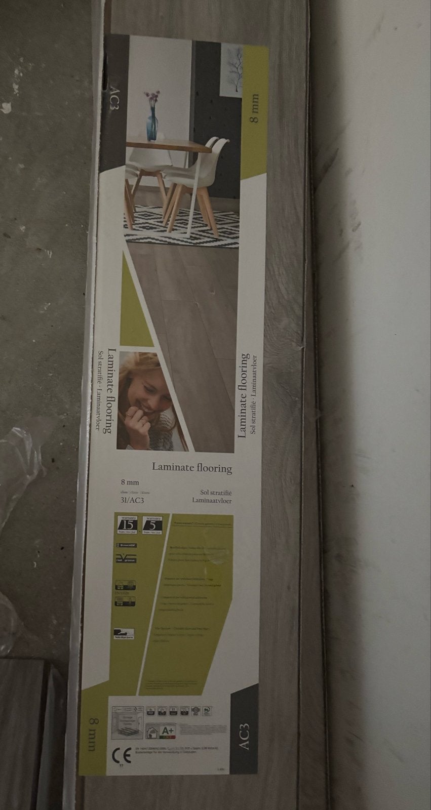 6 pakken laminaat en wat losse planken, Nieuw, Ophalen of Verzenden, 10 m² of meer, 10 tot 30 cm