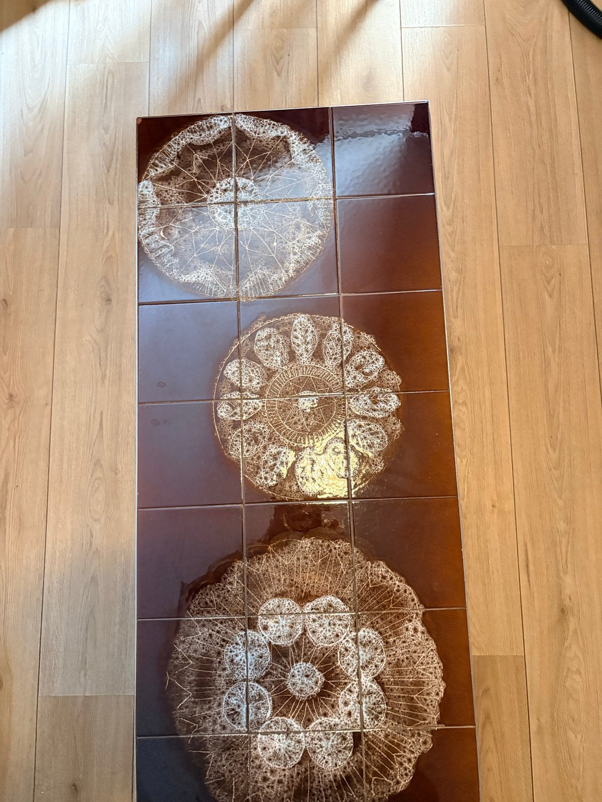 Vintage Salontafel met Tegels - Jaren '70 Design, Huis en Inrichting, Tafels | Salontafels, Ophalen, Gebruikt, 100 tot 150 cm