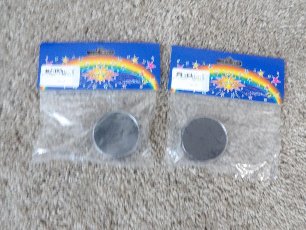 NIEUW 2 potjes zwarte smink voor roetveeg piet SINTERKLAAS, Diversen, Sinterklaas, Ophalen of Verzenden, Nieuw