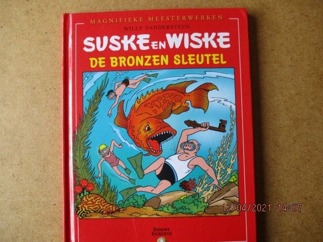 adv1044 suske en wiske douwe egberts hc 1, Eén stripboek, Ophalen, Gelezen
