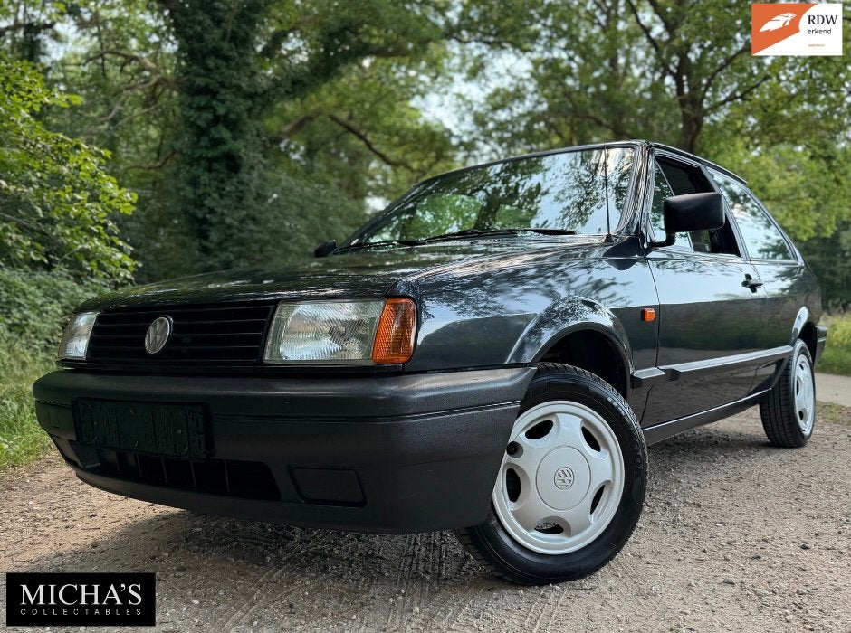 Volkswagen Polo 1993 eerste eigenaresse! 84000km!, Auto's, Voorwielaandrijving, Stof, 4 cilinders, Zwart