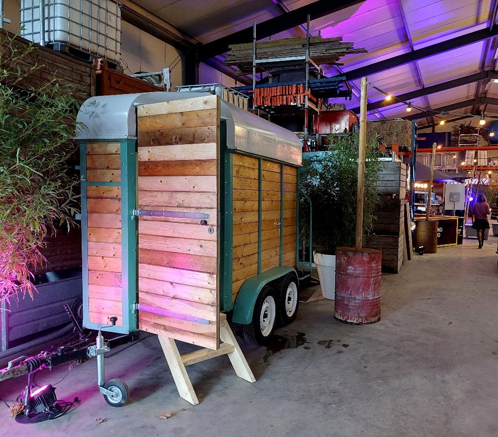 Paardentrailer Toiletwagen huren / WC wagen te huur, Ophalen, Nieuw, Overige
