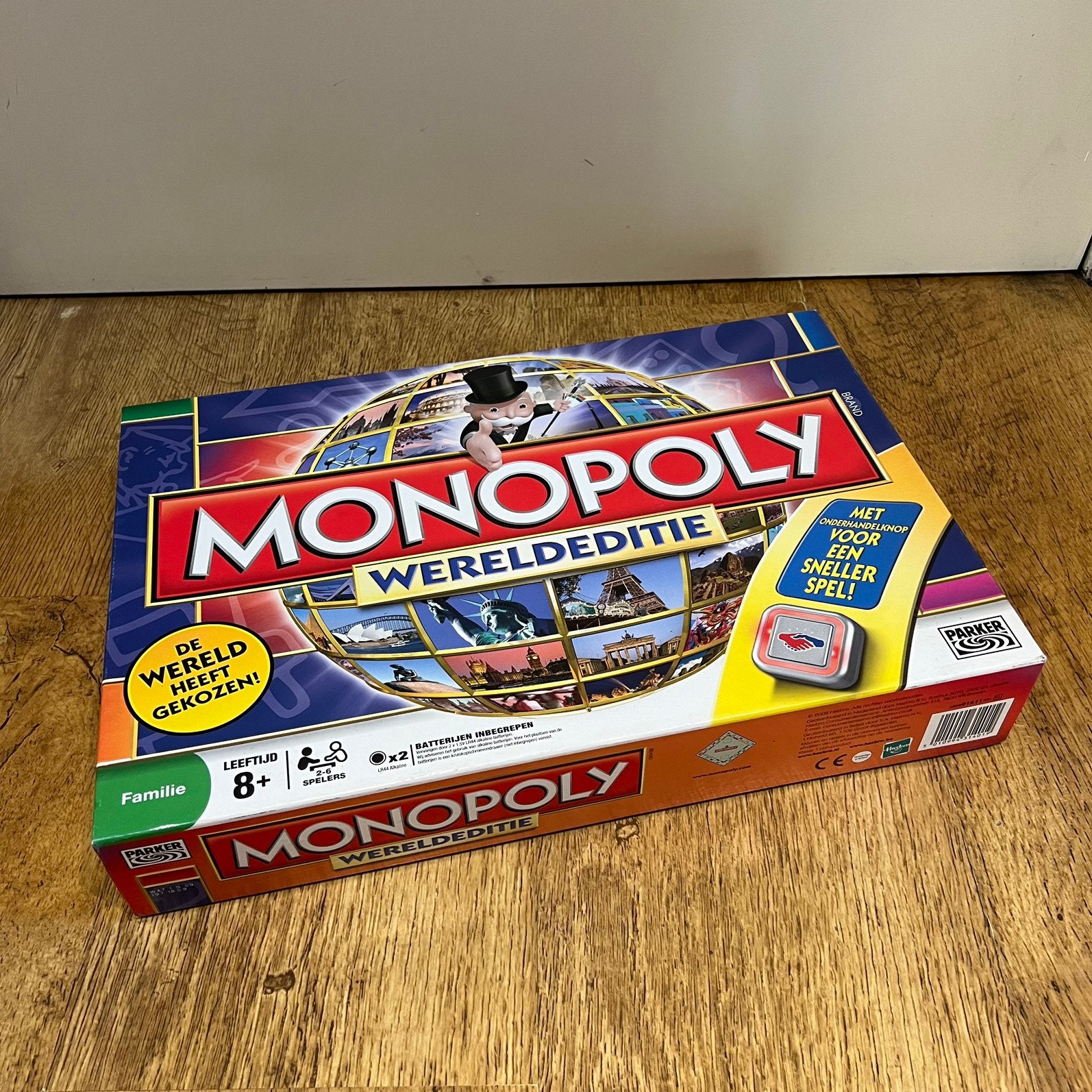 Monopoly Wereldeditie - Compleet met onderhandelknop, Hobby en Vrije tijd, Gezelschapsspellen | Bordspellen, Vijf spelers of meer
