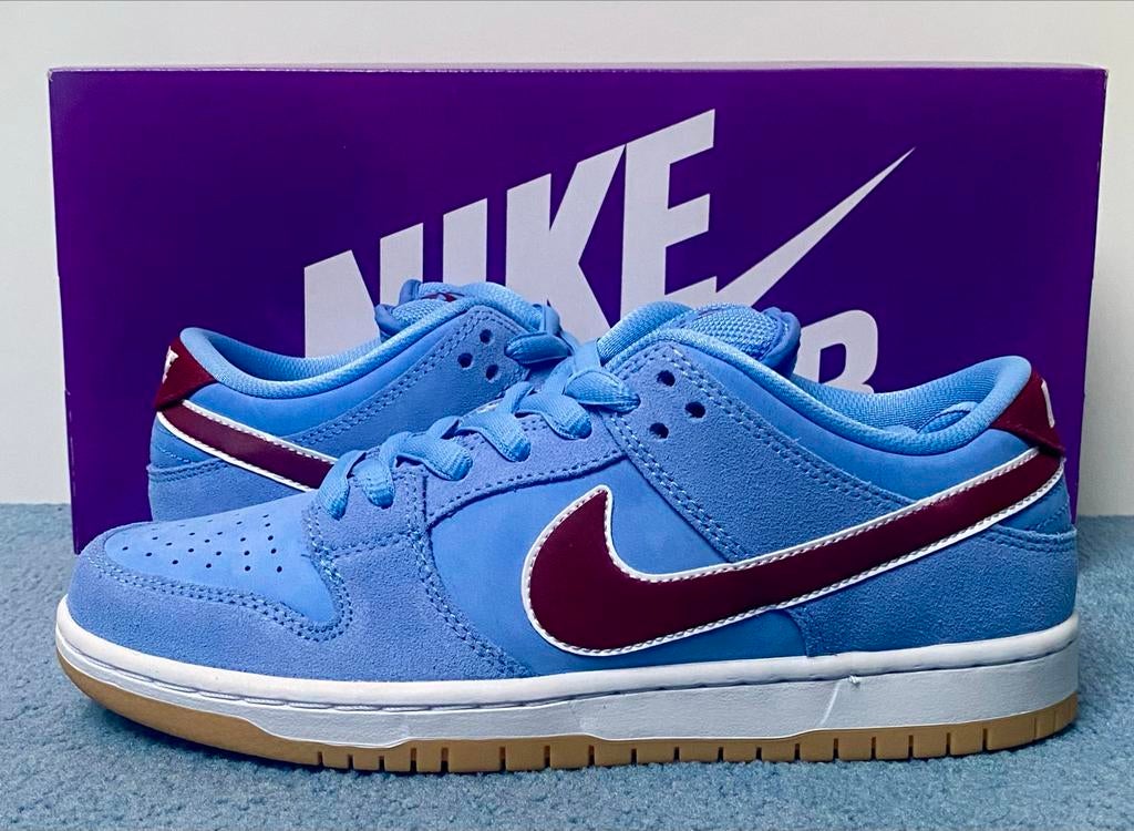 Nike SB Dunk Low PRM 'Valor Blue/Team Maroon' - Maat 40, Ophalen of Verzenden, Nieuw, Blauw, Sneakers of Gympen