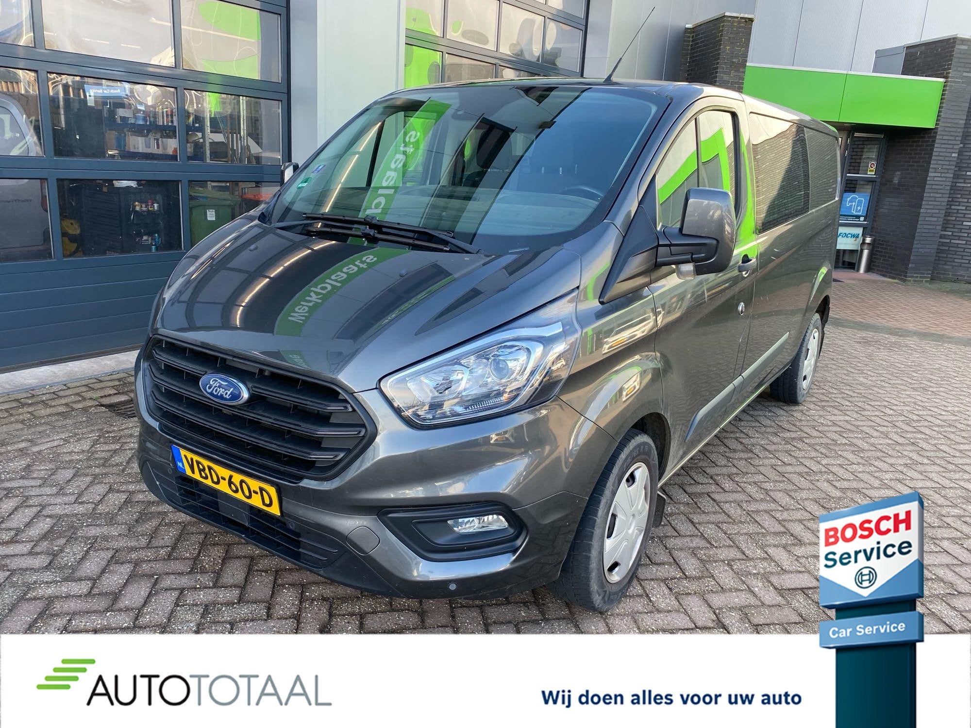 Ford Transit Custom 320 2.0 TDCI L2H1 Limited DC, Voorwielaandrijving, Stof, Gebruikt, Euro 6