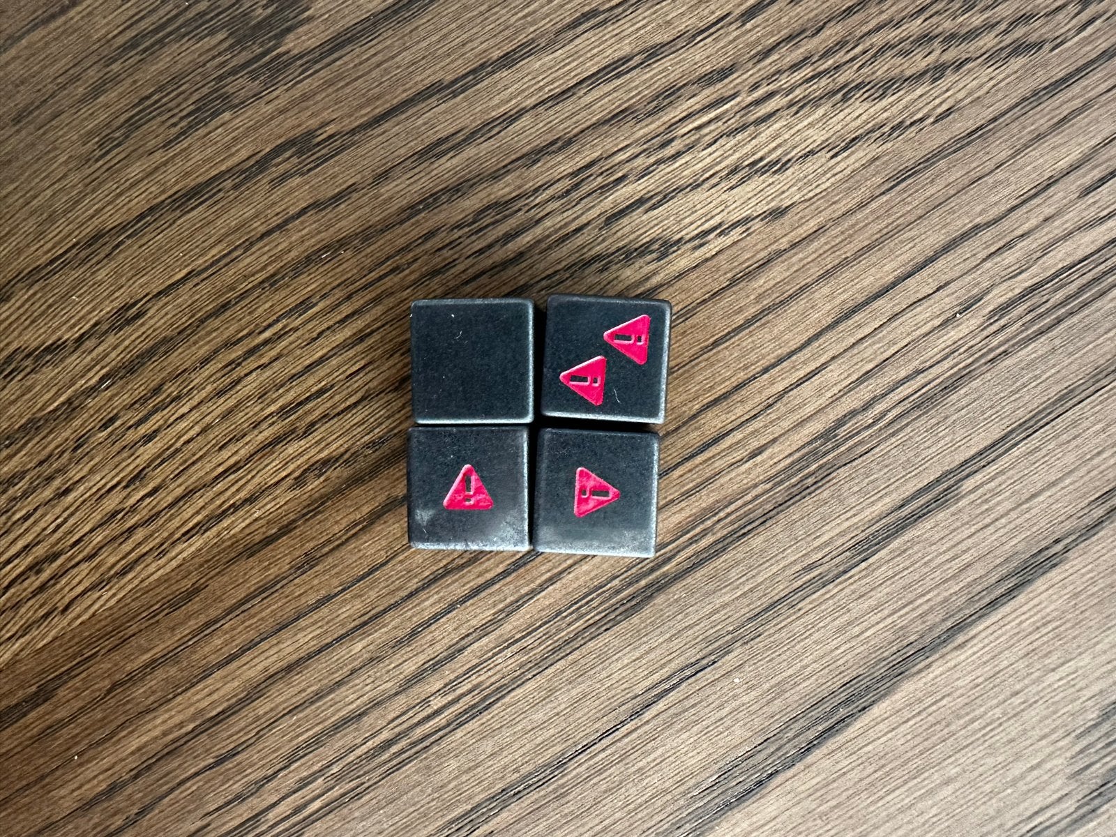 Moonrakers Hematite Hazard Dice - Metalen dobbelstenen, Ophalen of Verzenden, Zo goed als nieuw
