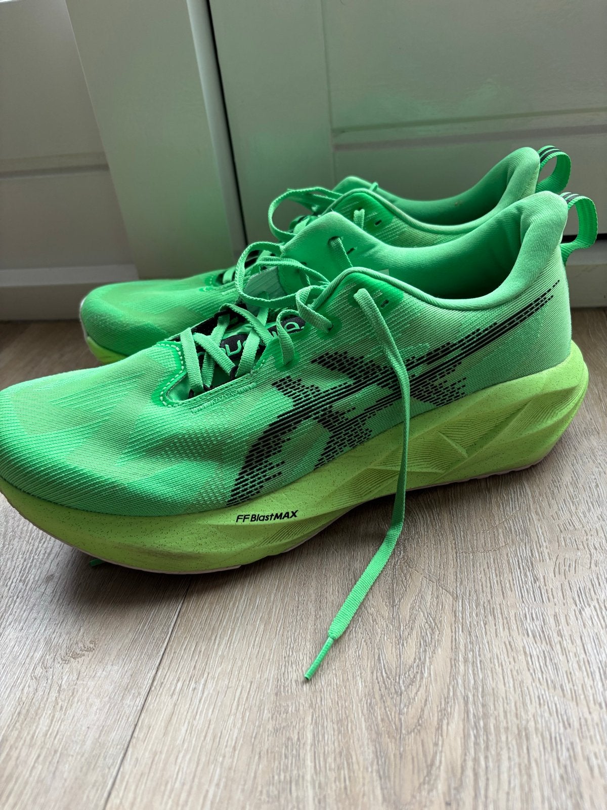 Novablast 5 Ekiden maat 48, Sport en Fitness, Loopsport en Atletiek, Hardloopschoenen, Ophalen of Verzenden, Zo goed als nieuw