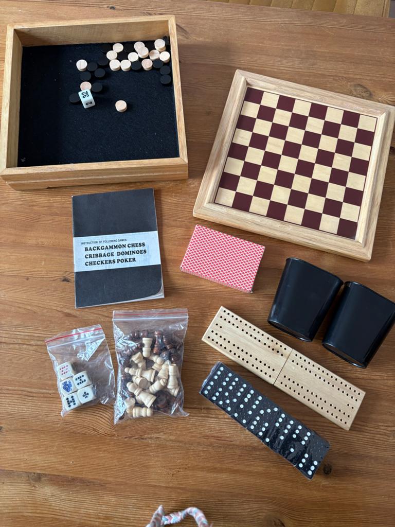 Houten Spellenverzameling: Schaken, Dammen, Domino & Meer, Hobby en Vrije tijd, Gezelschapsspellen | Overige, Ophalen of Verzenden