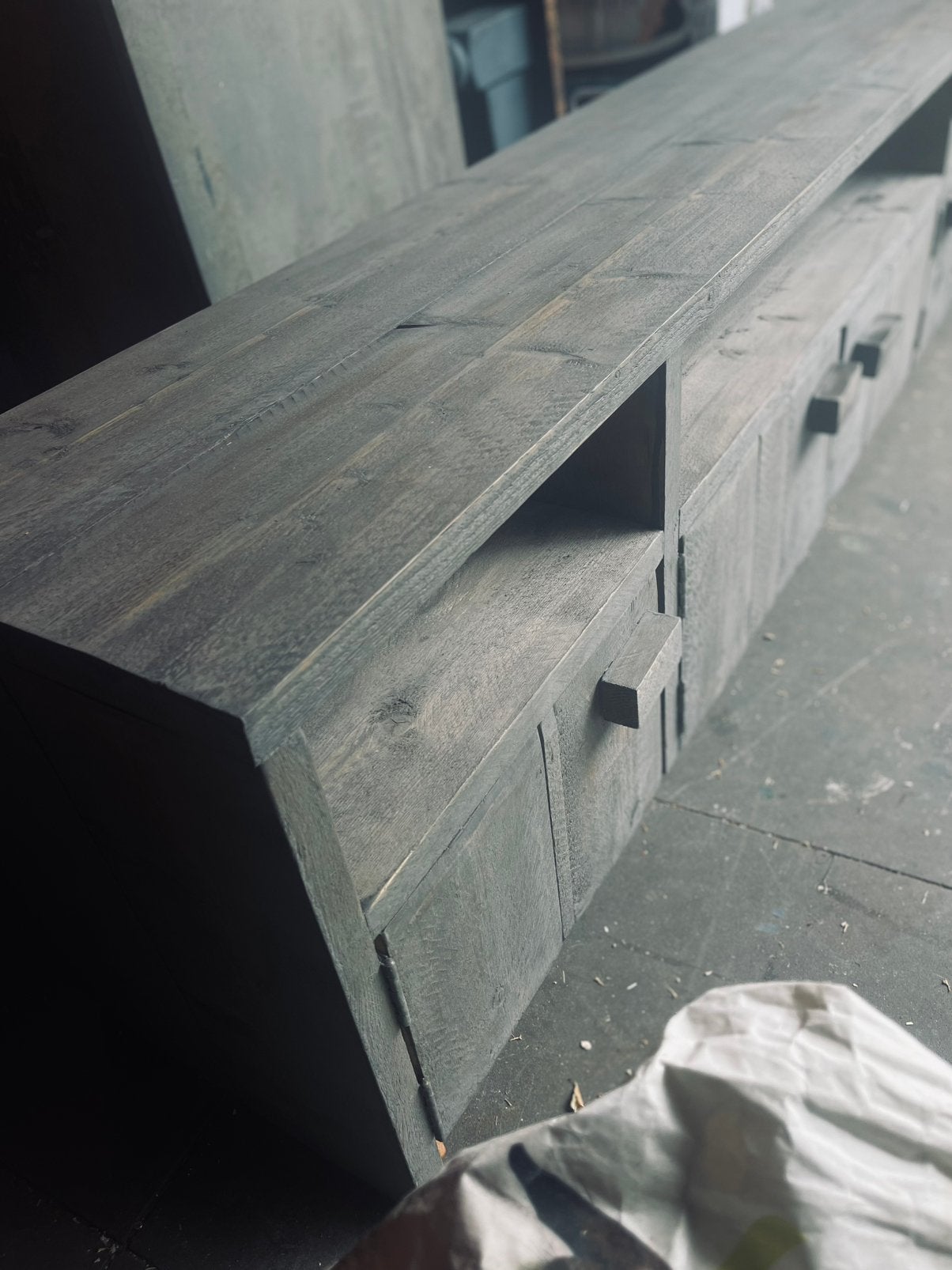 Stoer sober TV meubel van steigerhout, Huis en Inrichting, Ophalen, Zo goed als nieuw, 25 tot 50 cm, Minder dan 100 cm
