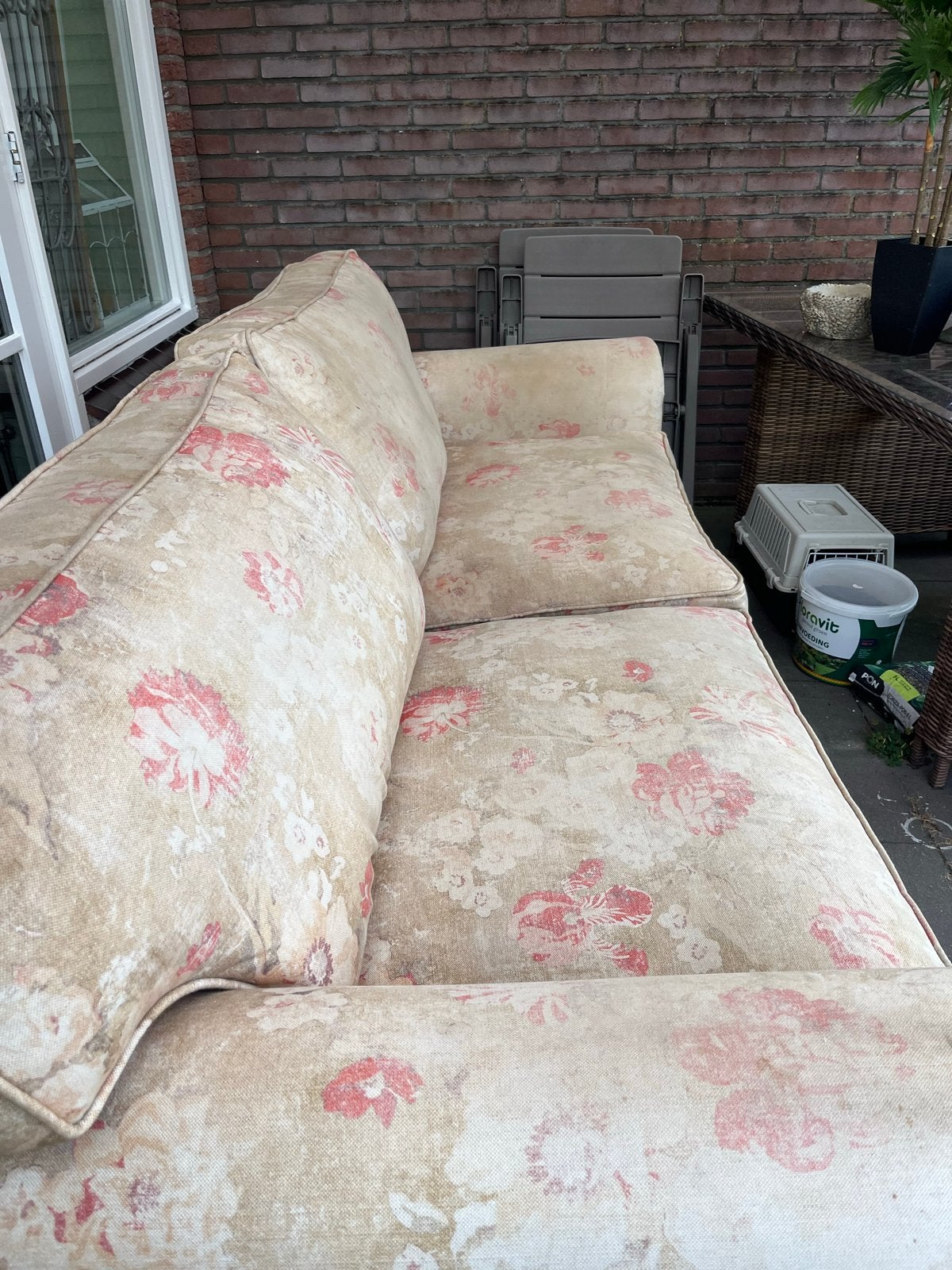 Gratis Engelse driezitsbank, gebruikt, Huis en Inrichting, Banken | Sofa's en Chaises Longues, Gebruikt, Driepersoons, 75 tot 100 cm