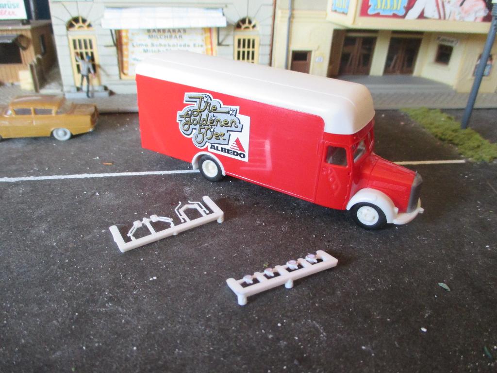 Mercedes Benz L311 - Albedo Promotie-model Die Goldenen 50er, Hobby en Vrije tijd, Modelauto's | 1:87, Ophalen of Verzenden, Nieuw