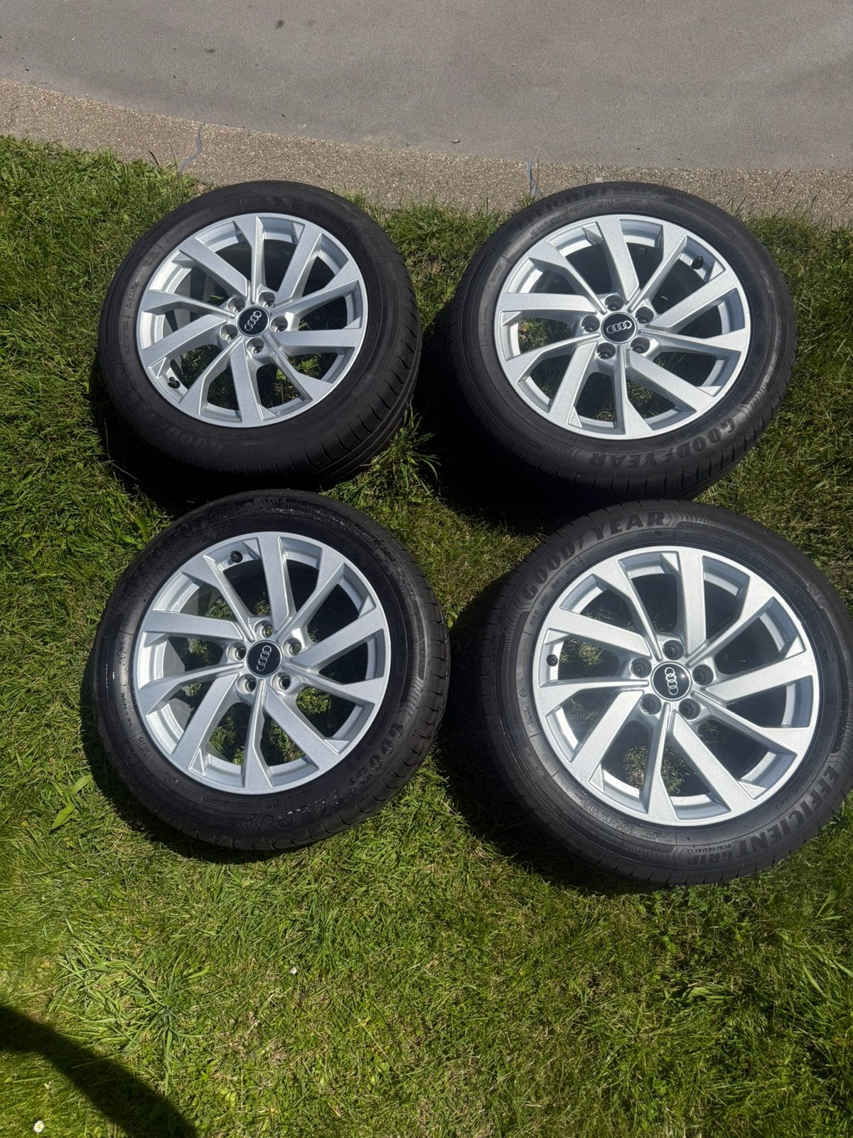 Nieuwe 16” Audi velgen | goodyear zomerbanden | 6.5 mm profi, Auto-onderdelen, Banden en Velgen, Ophalen, 16 inch, Banden en Velgen