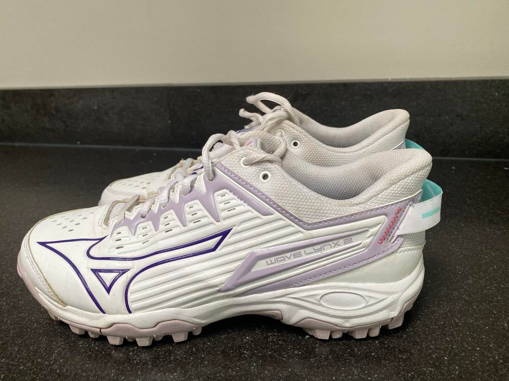Wave Lynx2 Kunstgrasschoenen - Maat 38,5, Sport en Fitness, Ophalen of Verzenden, Gebruikt