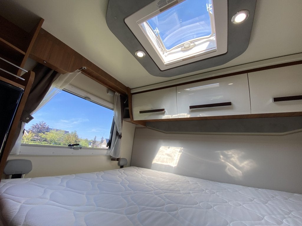 Foto 13 van Elnagh Baron 26 Alkoof 2020 | Dakairco | Level | Off Grid