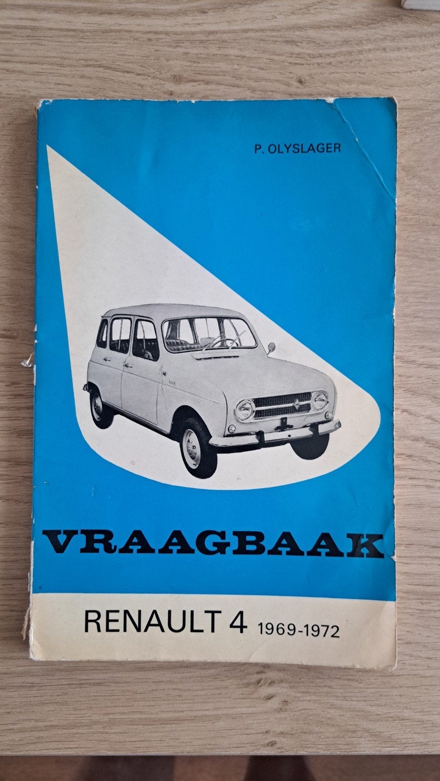 Renault 4  Vraagbaak (3 stuks), Ophalen of Verzenden, Gelezen, Renault, Kenneth Ball, P. Olyslager