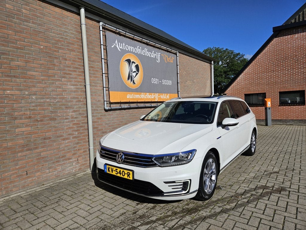 Volkswagen Passat Variant 1.4 TSI GTE Connected Series Plus, Auto's, Volkswagen, Bedrijf, Te koop, Passat, ABS, Adaptive Cruise Control