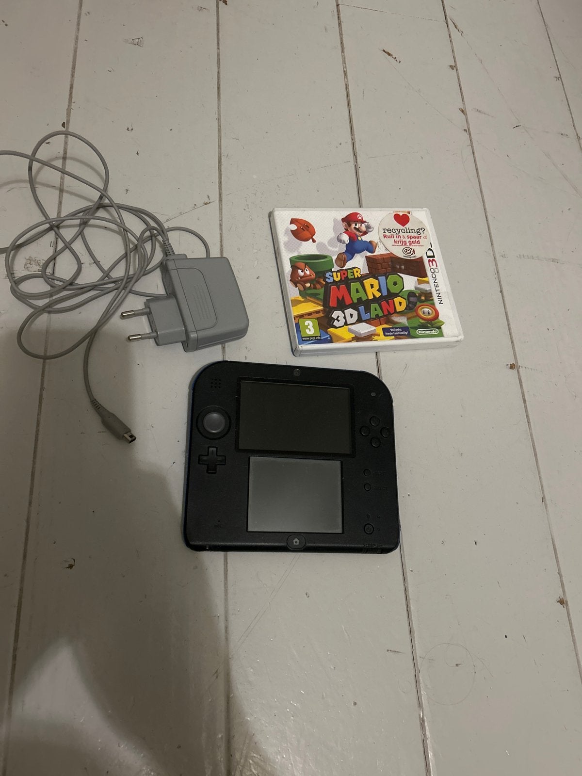 Nintendo 2DS Zwart/Blauw met Super Mario 3D Land en Pokémon, Spelcomputers en Games, Met games, Verzenden, Zwart, 2DS
