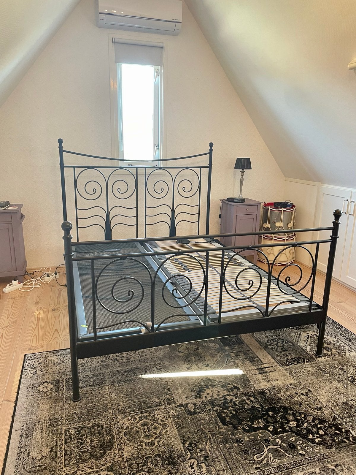 IKEA metalen bed 160x200 met 2 elektrische bedbodems, Ophalen, Zwart, Tweepersoons, 200 cm