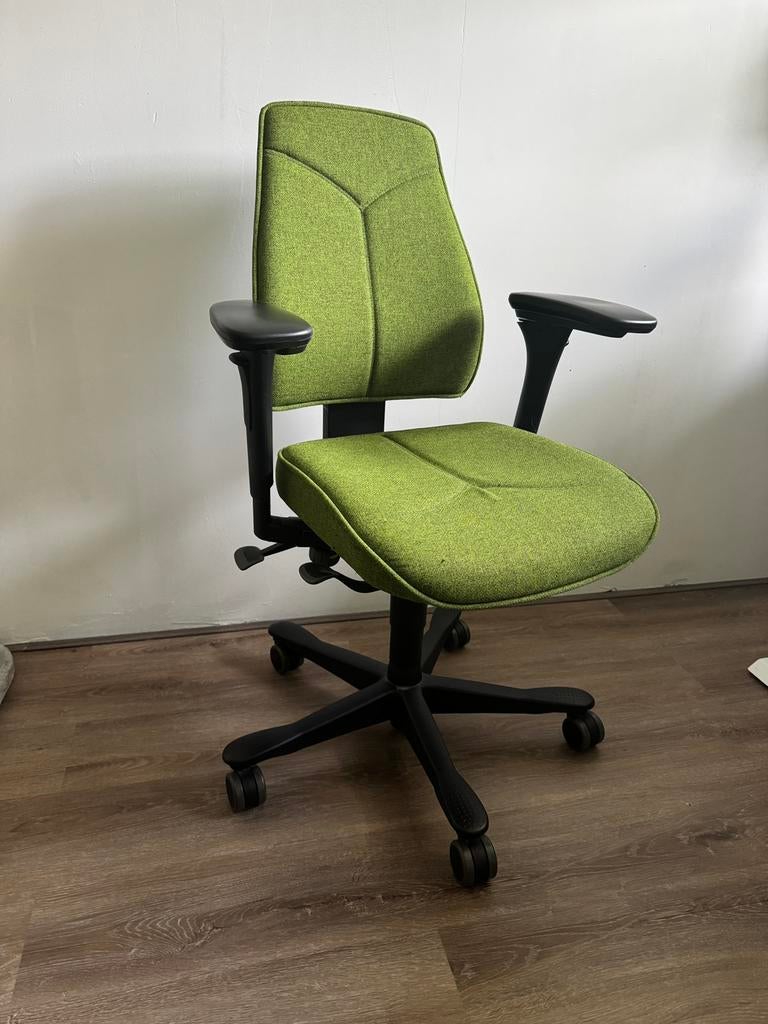 Kinnarps bureaustoel, Huis en Inrichting, Bureaustoelen, Zo goed als nieuw, Groen, Ergonomisch, Ophalen