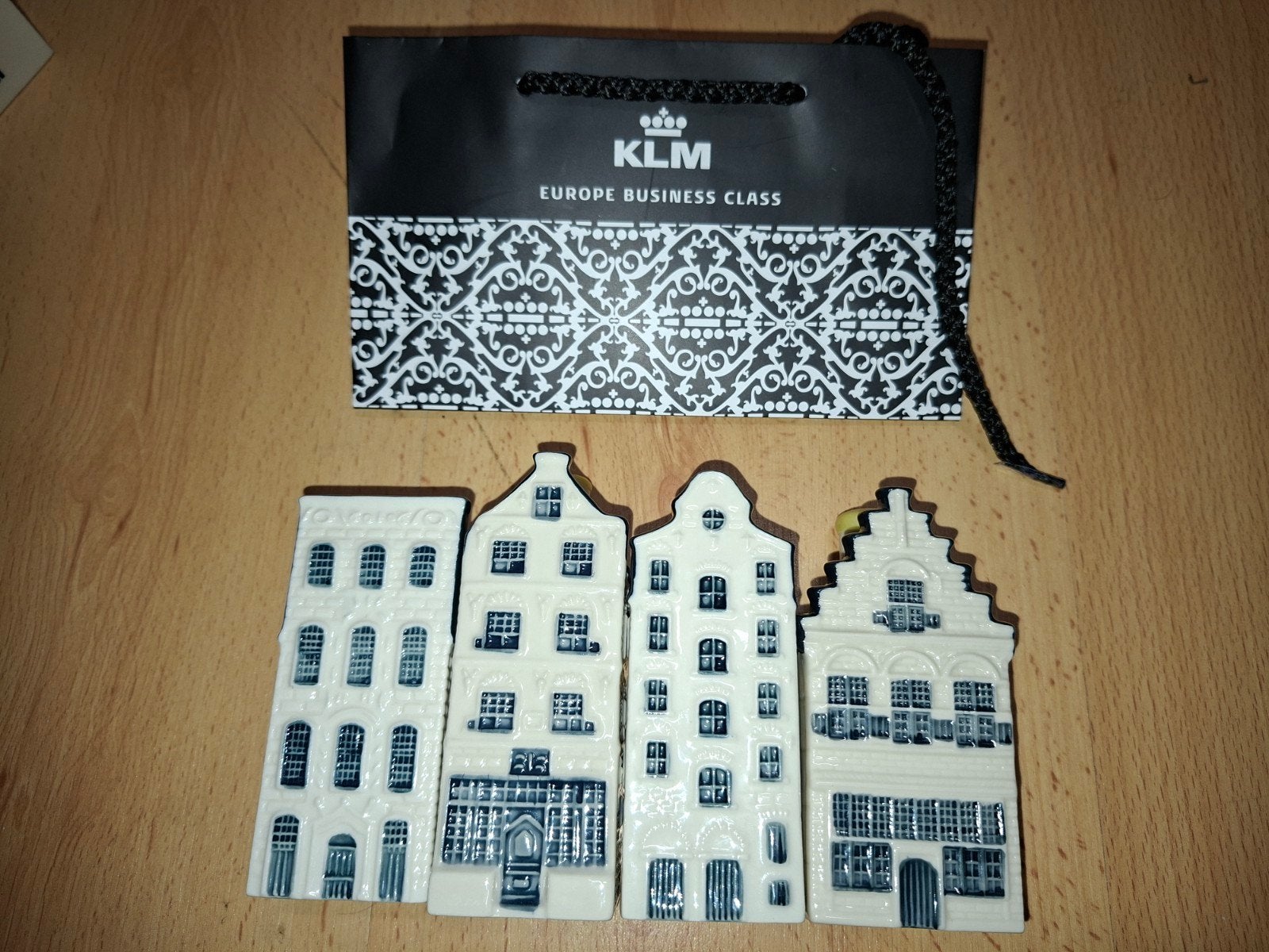 Set van 4 KLM huisjes (27, 28, 33, 96) met tasje, Ophalen of Verzenden, 41 t/m 60