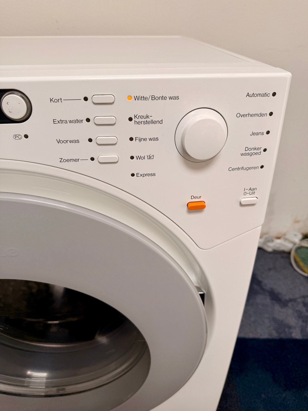 Foto 3 van Miele V1814 SoftCare System Wasmachine - 1600 toeren